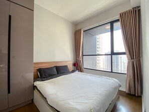 1 chambre, fer et planche à repasser, Wi-Fi, literie fournie