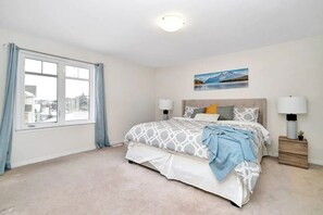 3 soverom, strykejern/-brett, wi-fi og sengetøy