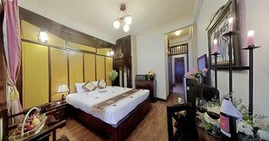 Free WiFi - Kim Lien Hotel-7 Dao Duy Anh- Bay Luxury (Hanoi)
