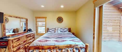 4 bedrooms, iron/ironing board, free WiFi, bed sheets