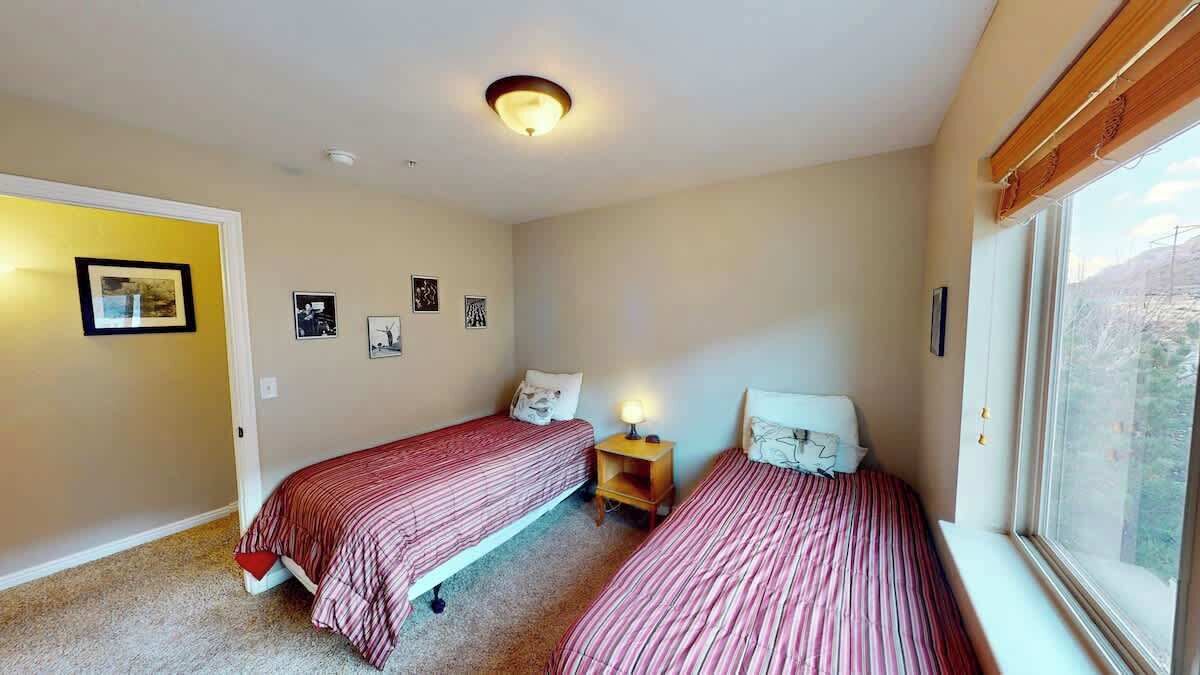 3 habitaciones, tabla de planchar con plancha y wifi gratis 