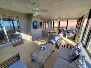 TV, books - Coastal Bliss, Oceanfront Home minutes from downtown St Augustine! (St. Augustine)