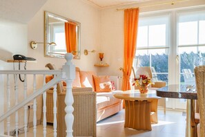 Fernseher, Stereoanlage