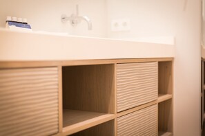 Unclassified image, 5 of 56, button - Hüs am Meer - Reetgedecktes Haus Nahe der Wenningstedter Promenade mit Herrlichem Meerblick (Wenningstedt-Braderup (Sylt))