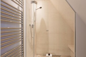 Unclassified image, 2 of 56, button - Hüs am Meer - Reetgedecktes Haus Nahe der Wenningstedter Promenade mit Herrlichem Meerblick (Wenningstedt-Braderup (Sylt))