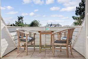 Outdoor dining - Friesenhörn, App. 4 Links - Dorfteich. Dünen. Viel Erholung (Wenningstedt-Braderup (Sylt))