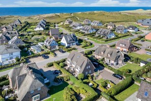 Exterior - Friesenhüs App. 2 - Geschmackvoll Eingerichtetes Appartement für 4 Personen Unweit des Dorfteichs (Wenningstedt-Braderup (Sylt))