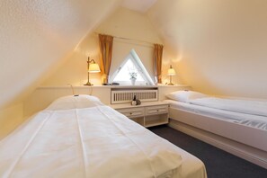 3 chambres, fer et planche à repasser, Wi-Fi, literie fournie
