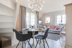 Dining - Achter Dünem, App. 7 - Zwischen Dorfteich & Dünen - Ein Traumhaftes Landhaus im Friesenstil (Wenningstedt-Braderup (Sylt))