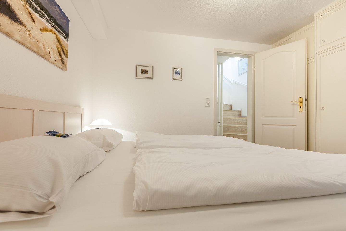 1 slaapkamer, een strijkplank/strijkijzer, wifi, beddengoed