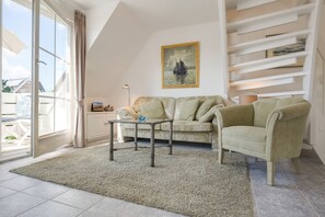 Télévision, lecteur de DVD, chaîne hi-fi