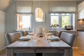 صورة غير مصنفة، 4 من 29، زرّ