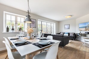 Imagen sin descripción, 2 de 43, botón