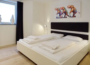 2 bedrooms, in-room safe, iron/ironing board, WiFi