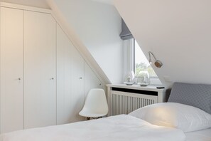 2 soverom, strykejern/-brett, wi-fi og sengetøy