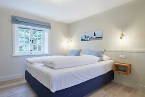 4 Schlafzimmer, Bügeleisen/Bügelbrett, WLAN, Bettwäsche