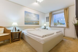 Unclassified image, 5 of 28, button