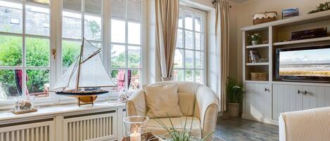 TV, DVD player, stereo