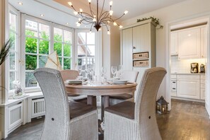 Dining - Christopher, App. 6 Strönhüs - Urlaubsfeeling Pur. Mit Äußerst Viel Liebe zum Detail (Wenningstedt-Braderup (Sylt))