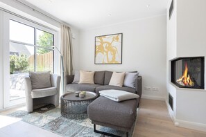 Unclassified image, 4 of 32, button - Vinhues - Hausteil im Erd- und Obergeschoss mit ca. 80 qm Nutzfläche für bis zu 4 Personen (Sylt)