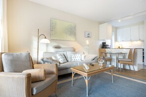 TV, DVD-spiller og stereoanlegg