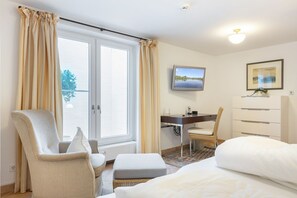 1 chambre, fer et planche à repasser, Wi-Fi, literie fournie