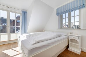 2 makuuhuonetta, silitysrauta/-lauta, Wi-Fi, vuodevaatteet