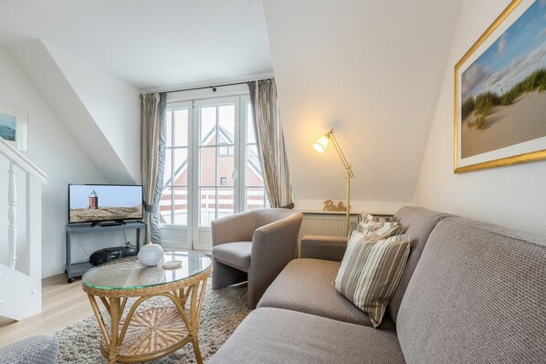 TV, stereo - Sturmfried, App. 13 - Komfortables 2-raum Appartement Unmittelbar in den Dünen Gelegen (Wenningstedt-Braderup (Sylt))