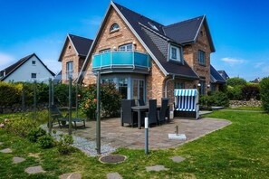 Outdoor dining - Westerhörn 4, Whg. 1 - Urlaub für die Ganze Familie! (Wenningstedt-Braderup (Sylt))