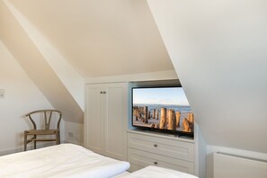 3 chambres, fer et planche à repasser, Wi-Fi, draps fournis