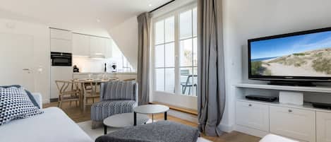 TV, DVD player, stereo