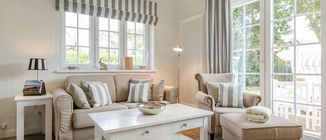 TV, fireplace, DVD player, stereo