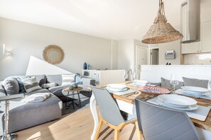 Uklassifisert bilde, 3 av 32, knapp