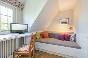 TV, DVD player, stereo