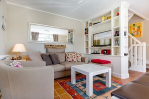 TV, DVD player, stereo - Smeelwai, App. 1 - Ein Besonderes Hideaway Über Einen Versteckten Weg ist Dieses Kleinod Erreichbar (Wenningstedt-Braderup (Sylt))