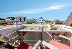 Outdoor dining - Wendinghüs, App.7 - Unweit der Wenningstedter Promenade Liegt das Moderne Appartement im Wendinghüs (Wenningstedt-Braderup (Sylt))