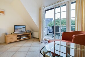 Fernseher, Stereoanlage