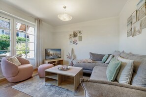 TV, stereo - Middel Hüs - Das Ferienhaus Middel Hüs in Westerland ist Perfekt für Einen Familienurlaub (Sylt)