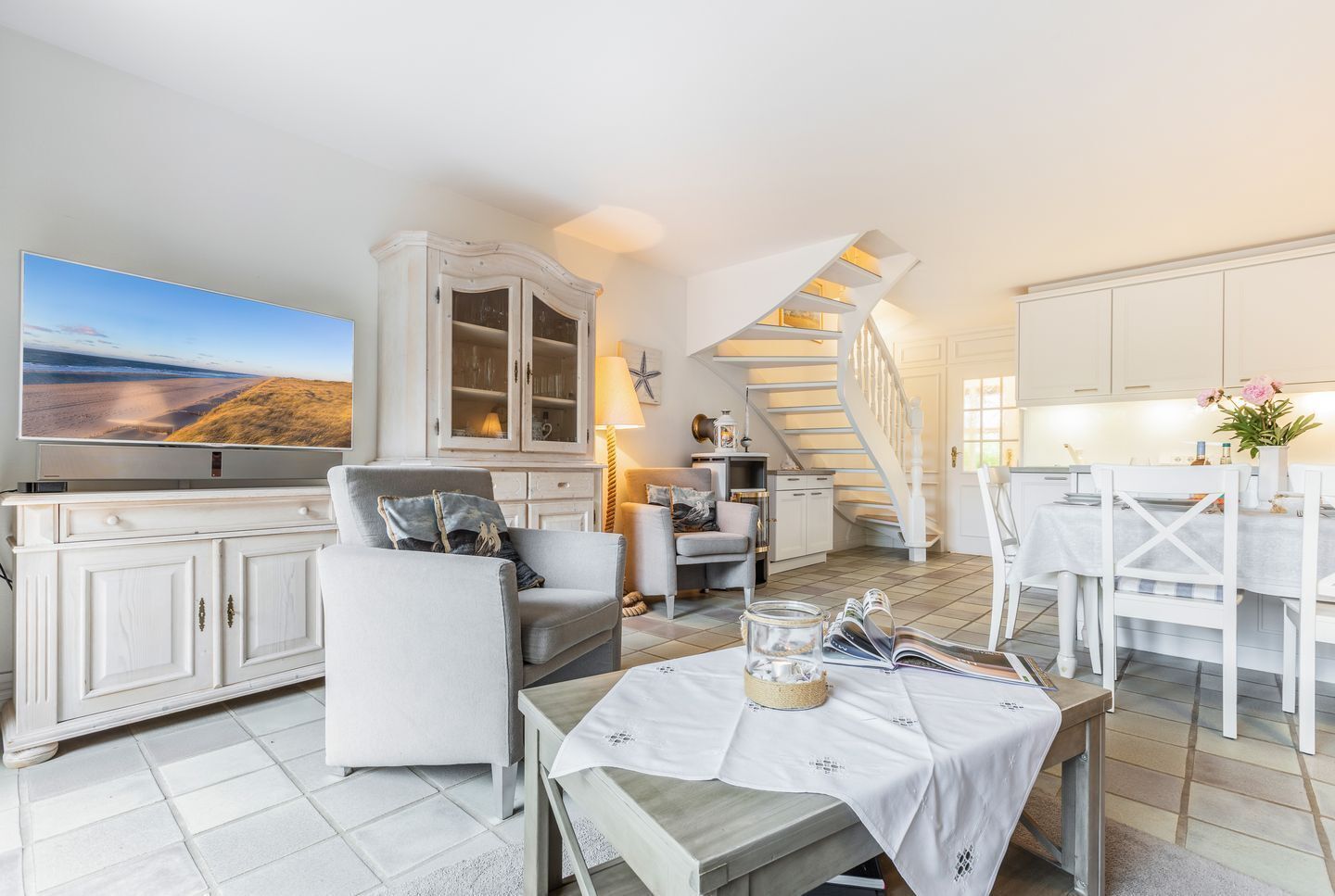 TV, fireplace, DVD player, stereo