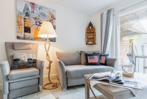 TV, lareira, DVD player, aparelho de som