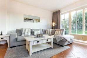 TV, DVD player, stereo