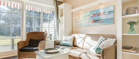 電視、DVD 播放機、音響