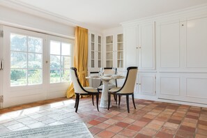 Dining - Lüüvwai 7, Whg. Dickel - Sie Suchen ein Urlaubsdomizil in Einem der Beliebtesten Orte der Insel (Sylt-Ost)