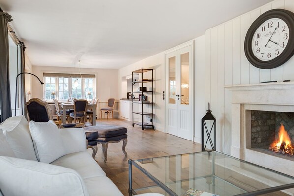 TV, DVD player, stereo