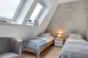 2 bedrooms, in-room safe, iron/ironing board, WiFi