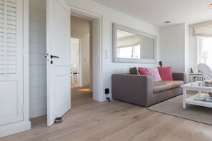 Unclassified image, 5 of 25, button - Sturmnest - Viel Mehr "sylt Pur" als im Sturmnest Können Sie Inselweit Nicht Finden (Hörnum (Sylt))