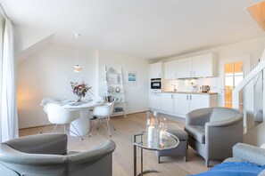 Imagen sin descripción, 4 de 25, botón