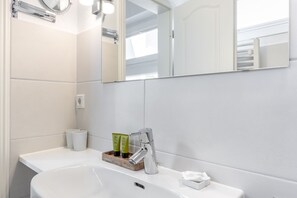 Unclassified image, 4 of 22, button - Ringelgans - Urlaub im Herzen von Westerland, das Erleben Sie in dem Appartement Ringelgans (Sylt)