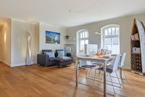 Uklassifisert bilde, 3 av 25, knapp