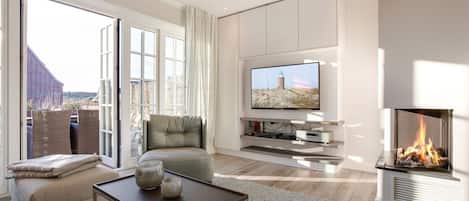 TV, DVD player, stereo